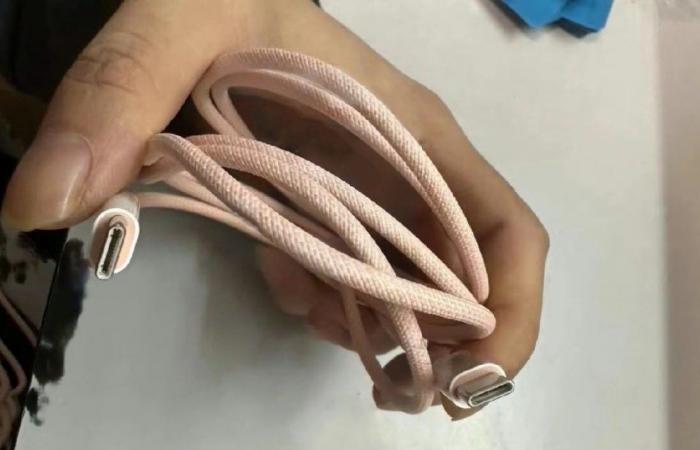Apple iPhone 15 expected to come with color-coordinated braided USB-C cables