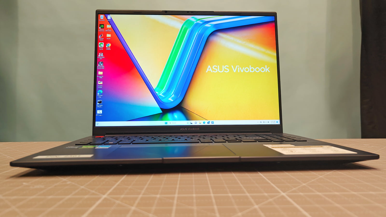“This STEM Laptop Can Take You From the Classroom to the Workforce”