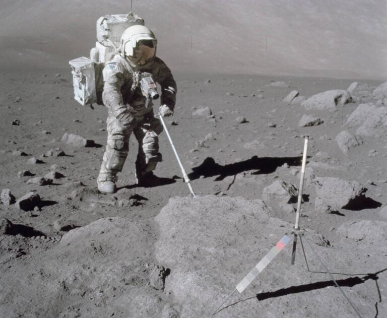 Pristine Apollo 17 Rock Unveils Moon’s Age and Cooling History