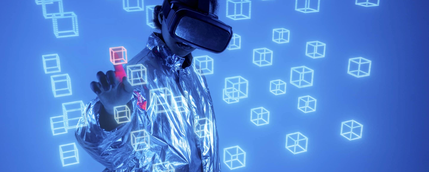 Industry 4.0 and the Metaverse: The Convergence of VR, AR, AI, and 3D Tech Industry 4.0 and the Metaverse: The Convergence of VR, AR, AI, and 3D Tech