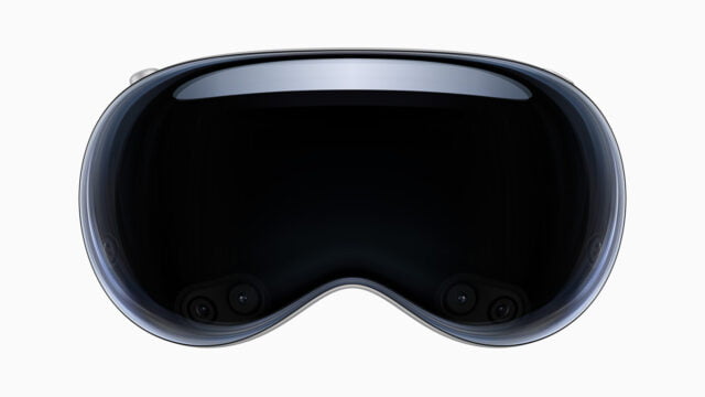 Apple-WWCD23-Vision-Pro-glass-230605.jpg.landing-big_2x