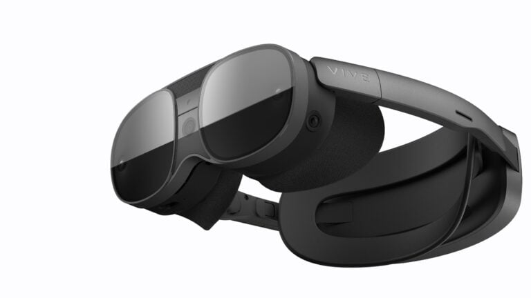 VIVE XR Elite full kit front angle