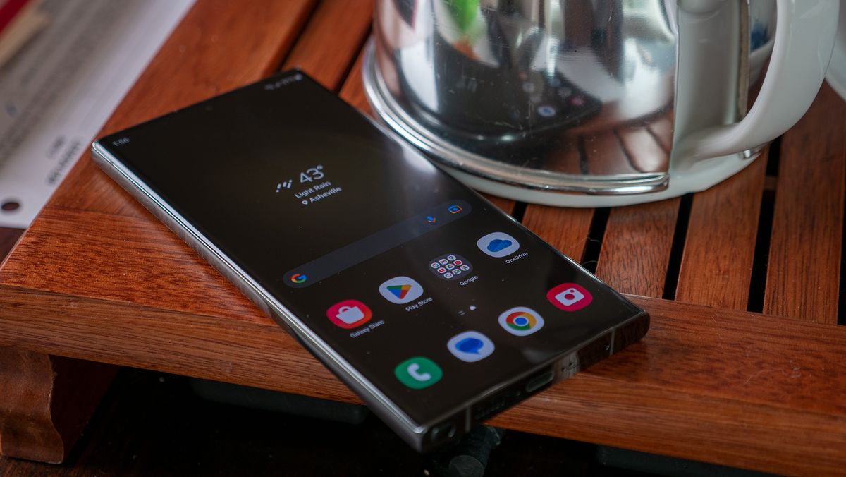 Samsung Galaxy S23 Touchscreen Issues Linked to Google Discover in One UI 6.1 Update Samsung Galaxy S23 Touchscreen Issues Linked to Google Discover in One UI 6.1 Update