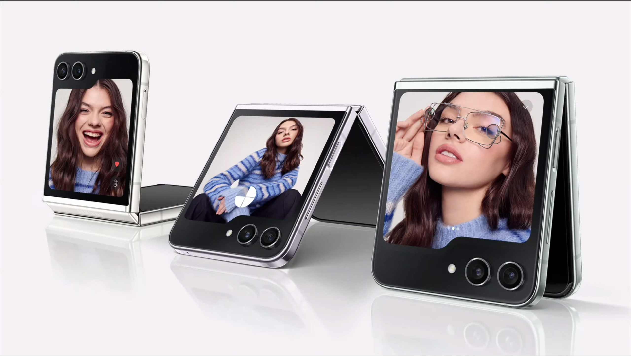 Secure a $50 Credit by Reserving the Latest Samsung Galaxy Z Fold 5 or Z Flip 5 Secure a $50 Credit by Reserving the Latest Samsung Galaxy Z Fold 5 or Z Flip 5