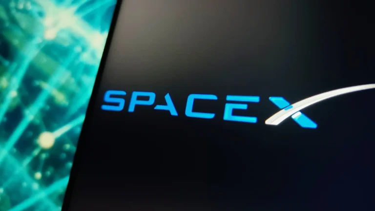 Starlink Reaches New Heights: 8Gbps Download Speeds Achieved Over Mobile Gateway