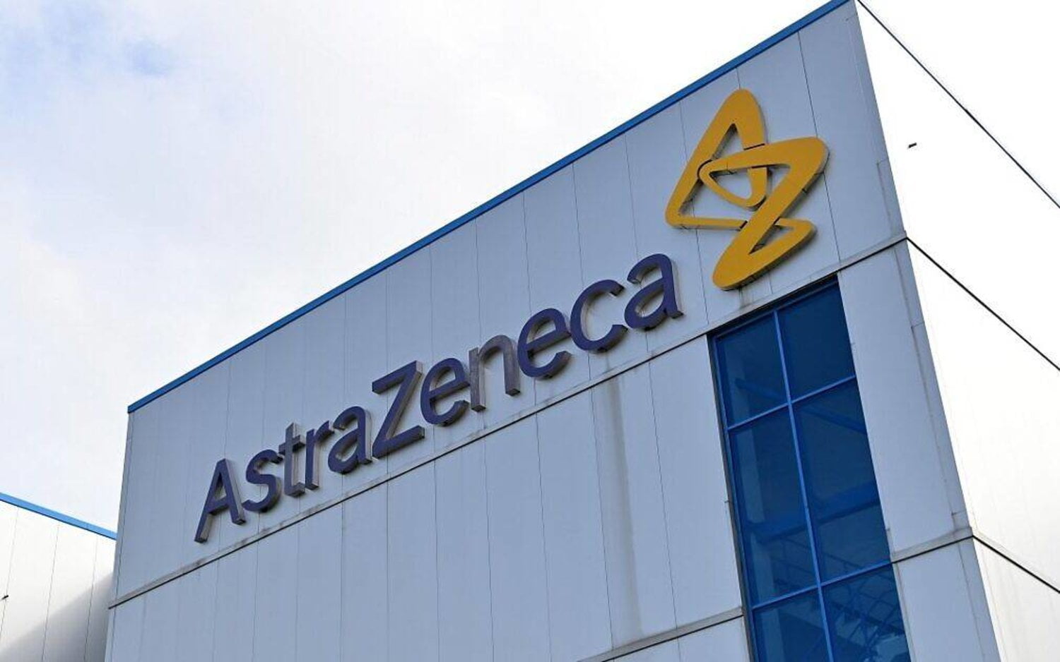 AstraZeneca Doubles Down on AI in Cancer Fight: Extended Partnership with Immunai to Revolutionize Immunotherapy AstraZeneca Doubles Down on AI in Cancer Fight