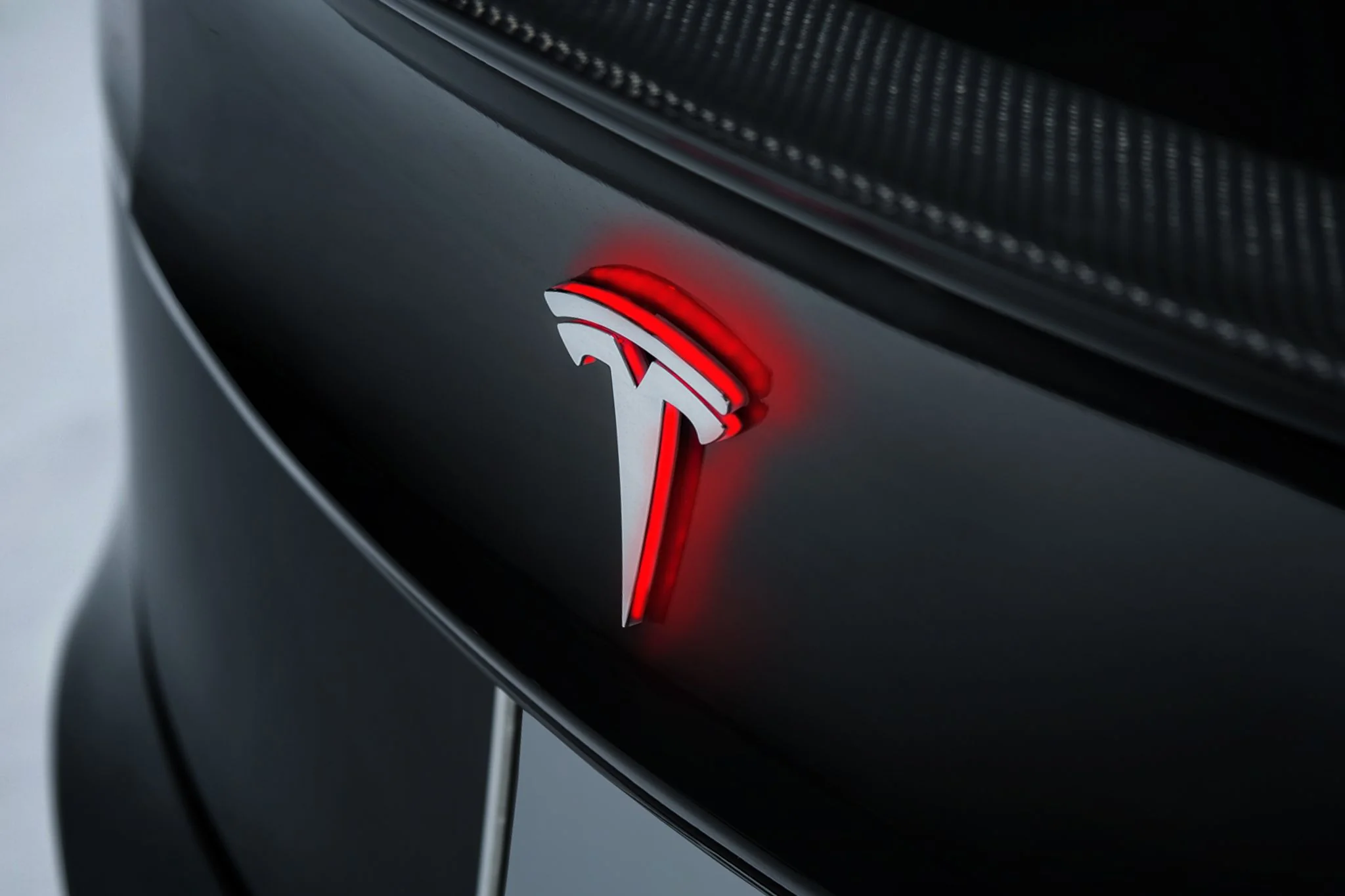 Tesla Stock Soars 5% to 2-Month High on Q3 Delivery Anticipation and Robotaxi Event Tesla Stock Soars 5% to 2-Month High on Q3 Delivery Anticipation and Robotaxi Event