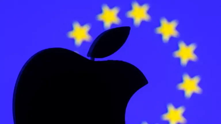 Developers Challenge Apples Control of App Ecosystem