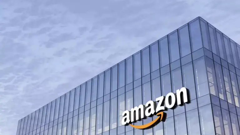 Amazons Bold New AI Promises to Do the Legwork for You