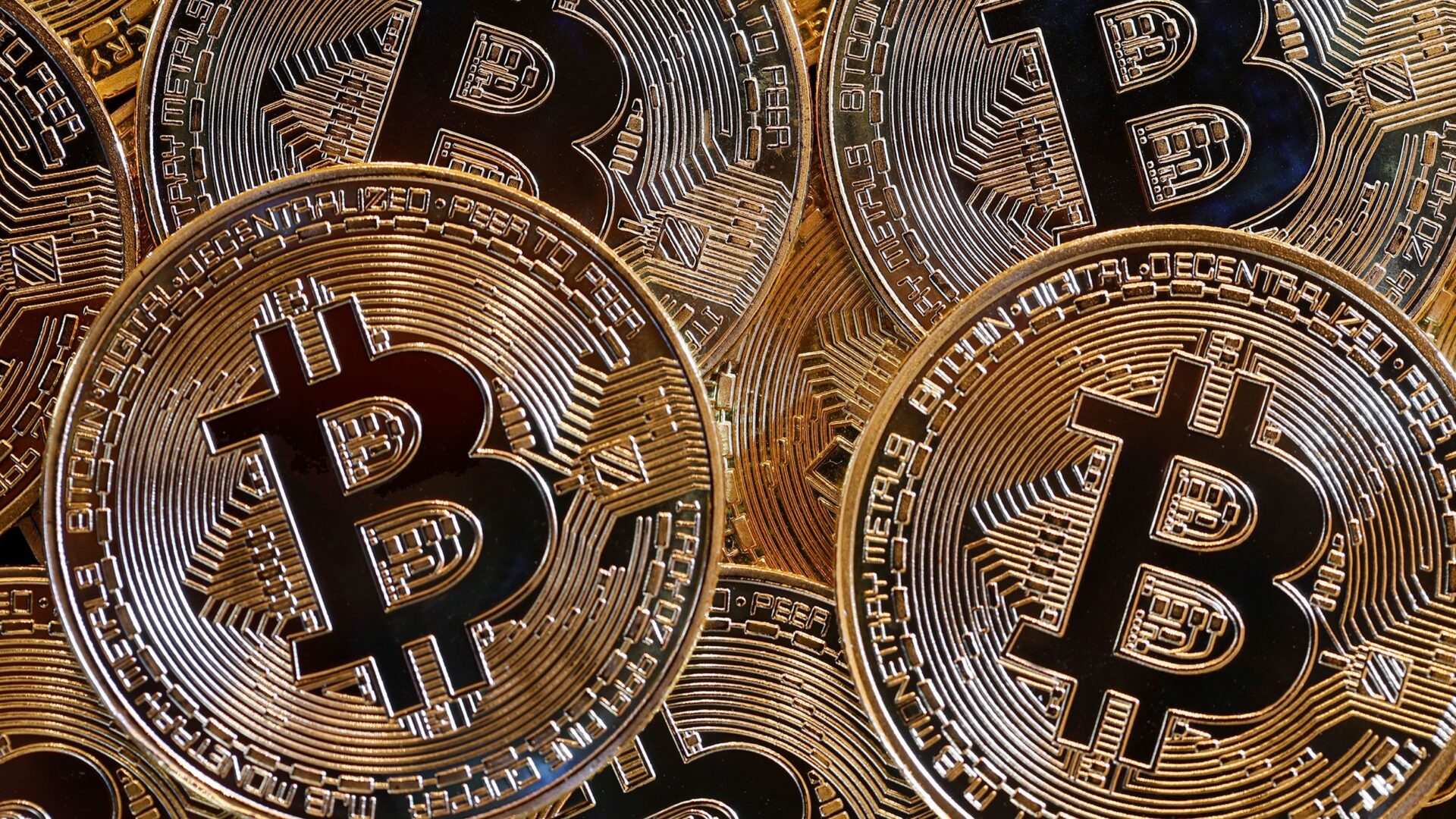 Is the Wild Bitcoin Ride Finally Calming Down? Analyst Says Significantly De-Risked as Correction Nears End! Analyst Says Significantly De-Risked as Correction Nears End!