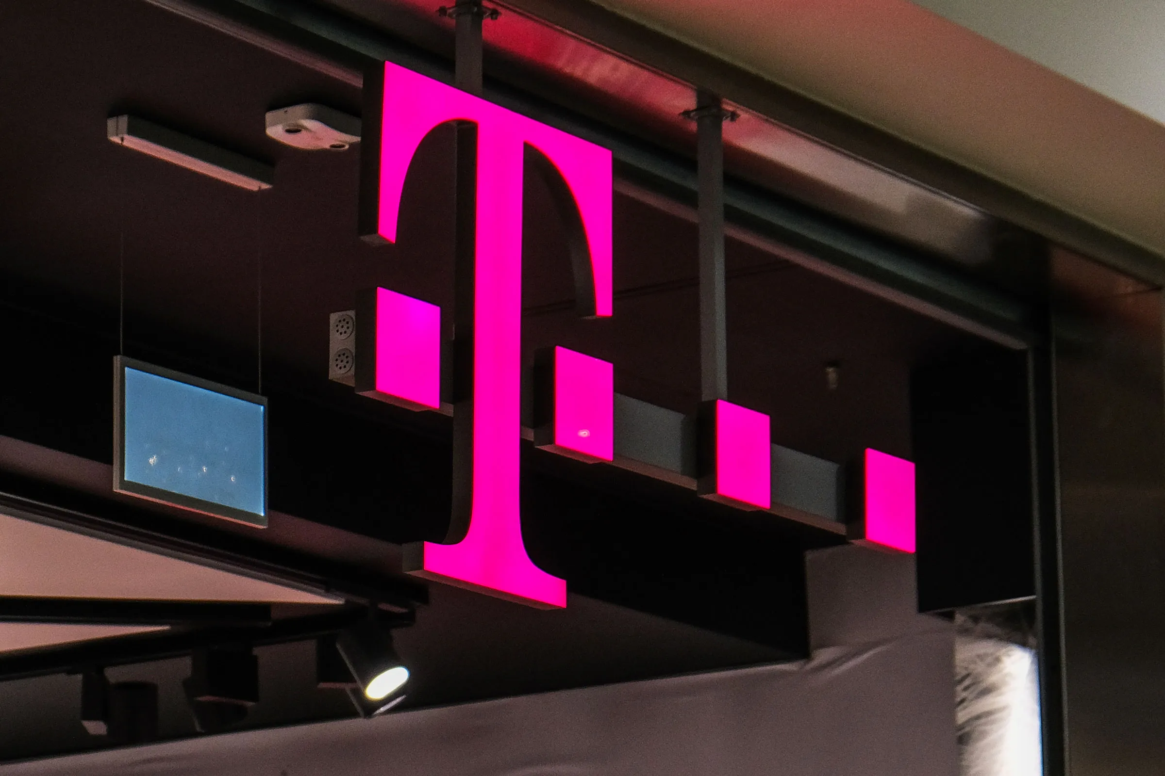 Did T-Mobile Just Betray Your Trust? This New Warning Has Customers Furious! Did T-Mobile Just Betray Your Trust