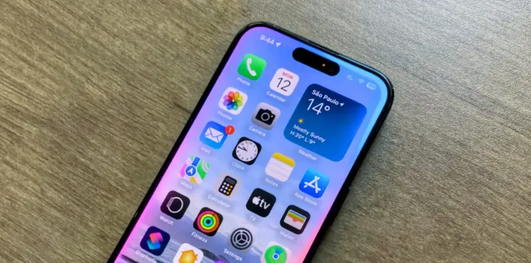 iPhone Users Should You Upgrade to iOS 18.4