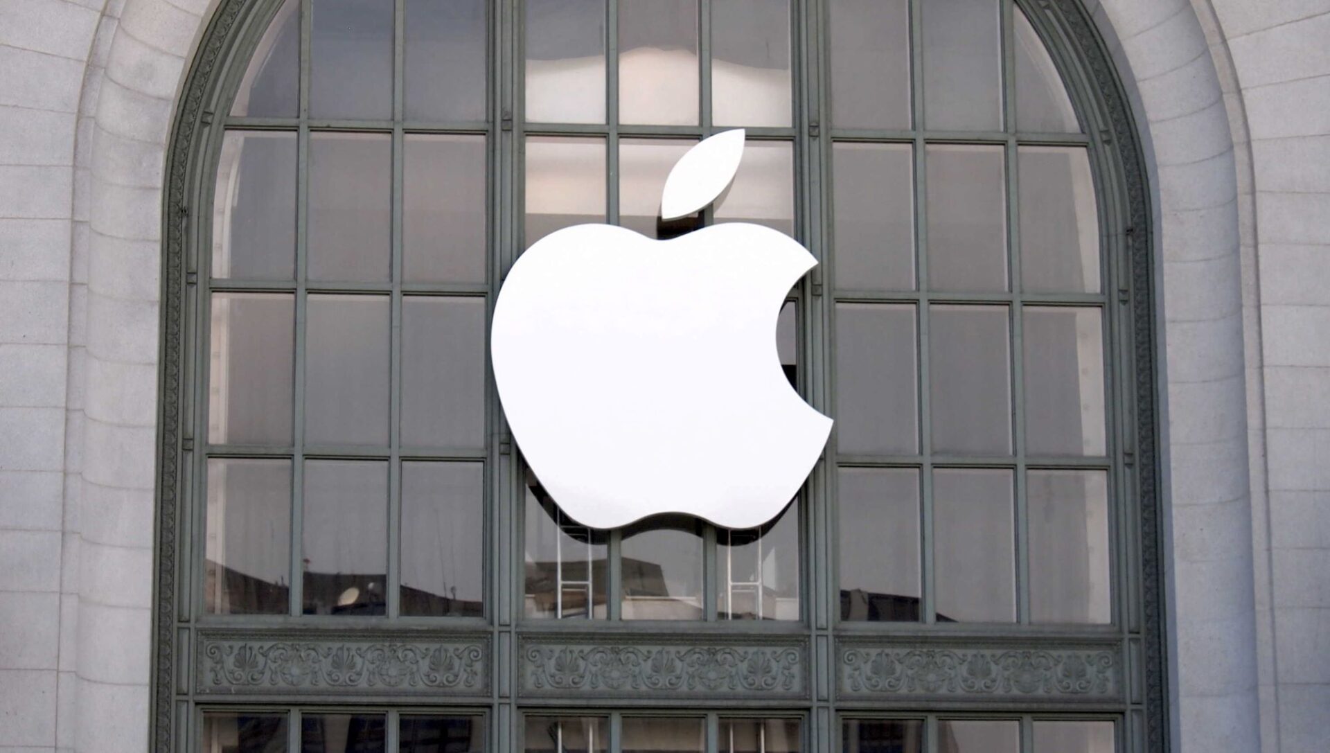 Apple Prepares to Launch Its First Foldable iPhone Apple Prepares to Launch Its First Foldable iPhone