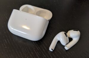 Apple Releases First Firmware Update for AirPods Pro 3 Apple Releases First Firmware Update for AirPods Pro 3