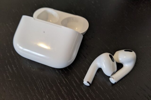 Apple Releases First Firmware Update for AirPods Pro 3 Apple Releases First Firmware Update for AirPods Pro 3